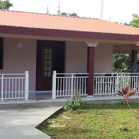 Le Petit Robert Maison F3 Plein Pied Le Robert Exterior photo